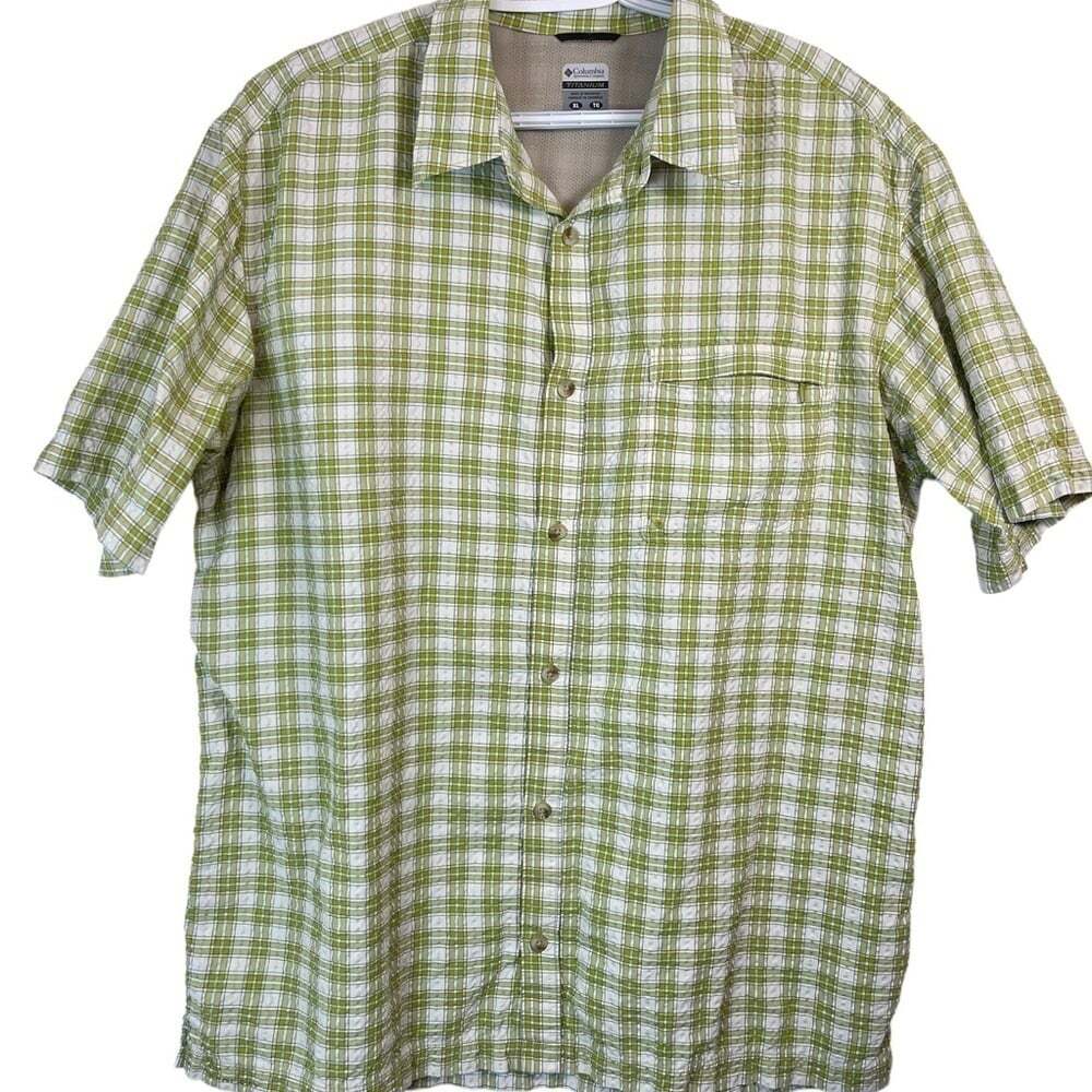 Columbia Titanium Green Plaid Short Sleeve Nylon Blend Casual Dress Shir…